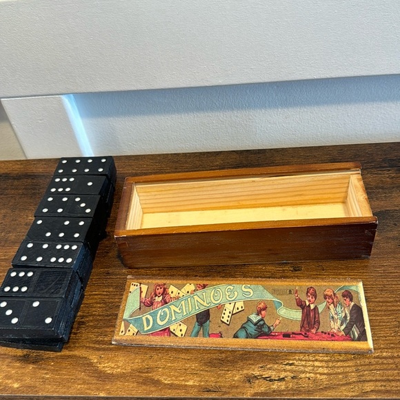 Vintage heritage games and toys Dominos Set with Original Box Dominoes Game Toy - Picture 1 of 5